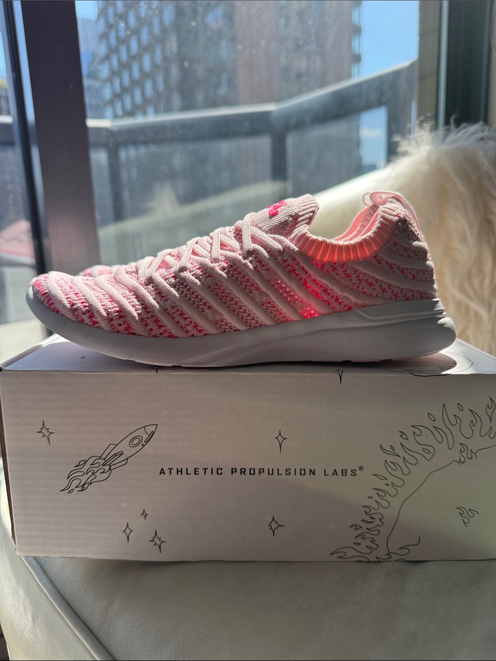 NIB, Ret $119, APL Pink Wave Youth Sneakers | Size 4Y/EUR 35.5
